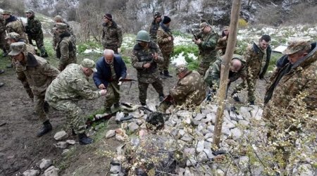 Ermənistan polis qoşunlarını Azərbaycanla sərhədə yola salır