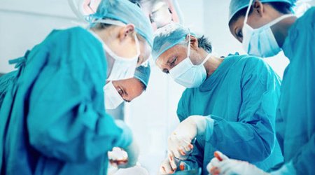 Azərbaycanda DƏHŞƏTLİ - 2 yaşlı körpə əməliyyat masasında öldü