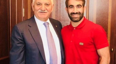 Bəylər Eyyubov Rafael Ağayevi qəbul edib