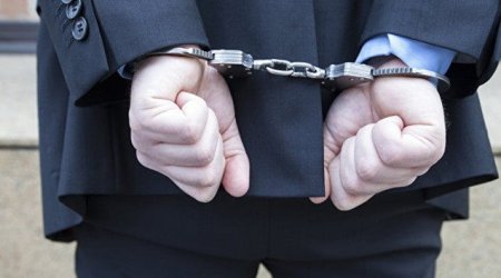 Azərbaycanda vəzifəli şəxslər həbs edildi