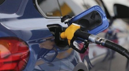 Türkiyədə benzin bahalaşdı – FOTO