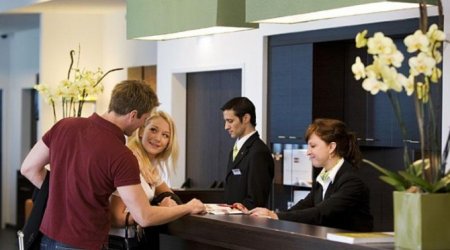 Otellərdə nikah kağızına ehtiyac varmı? – AÇIQLAMA – VİDEO