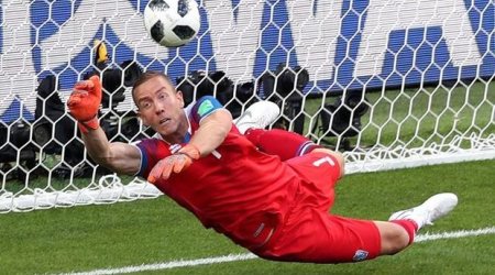 “Qarabağ”ın qapıçısını İsveçrədə rüsvay etdilər - VİDEO