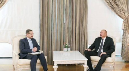 İlham Əliyev ATƏT-in baş katibini qəbul edib