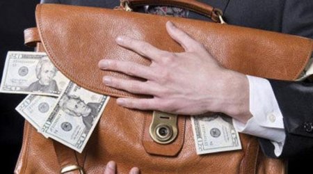 İşdən çıxarılan icra başçısı barəsində araşdırma başladı  