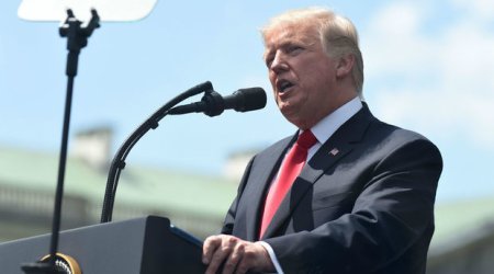 Tramp Rusiya təyyarəsinin vurulması barədə