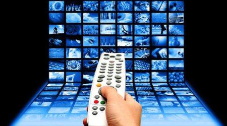 Azərbaycanda televiziya rəhbəri və oğlu İŞDƏN ÇIXARILDI - FOTO