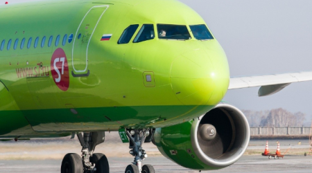 Bakıya uçan təyyarədə HƏYƏCAN - Sərnişin 