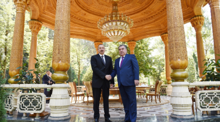 İlham Əliyev Düşənbədə