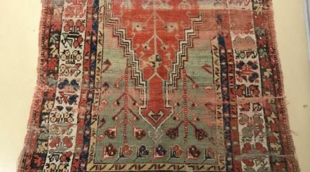 Из Азербайджана пытались вывезти старинные ковры