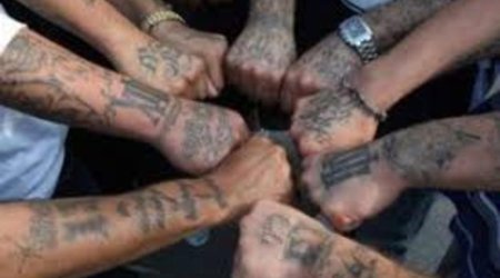 Bakıda kriminal avtoritetlər iş adamından...