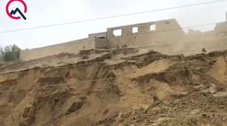 Sürüşmə hələ də davam edir - VİDEO