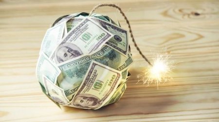 Bu ölkə dollar satışına qadağa qoydu