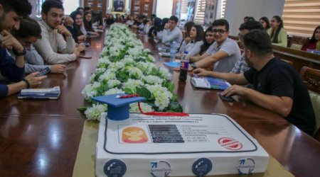 AccessBank превратил в традицию UNEC Business Conversation Club 