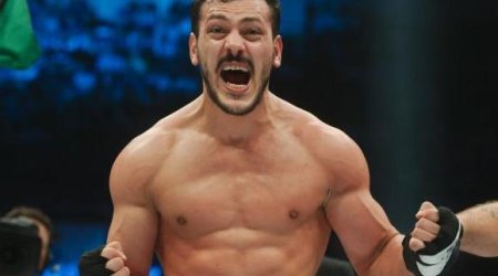 Tanınmış döyüşçü Zabit Səmədovu duelə çağırdı