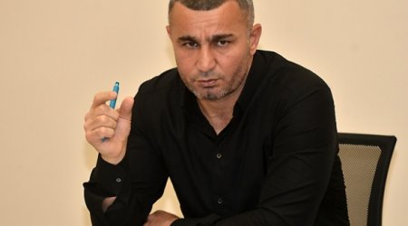 Гурбан Гурбанов в новом офисе азербайджанского футбола