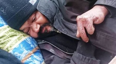 Xalq artistinin qardaşı ilə birlikdə həbsdə olub, indi isə barmaqları yoxdur - VİDEO