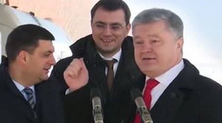 Poroşenko açılışa sərxoş qatılıb? – Çıxışına baş nazir də güldü – Video