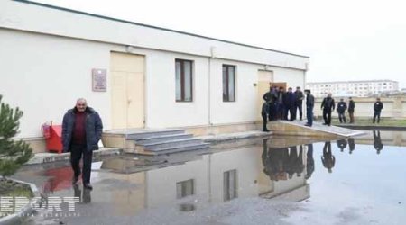 Azərbaycanda 18 yaşlı qız xəstəxanada öldü (FOTOLAR)