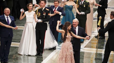 Лукашенко станцевал с «Мисс Беларусь - 2018» - ВИДЕО