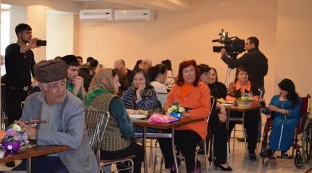 Xalq artistinin bacısı qocalar evində yaşayırmış - FOTO