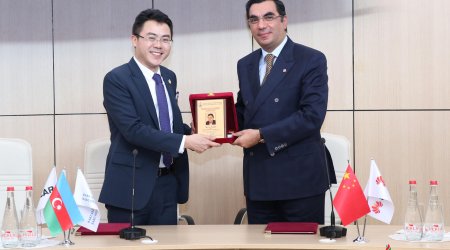 Baku Higher Oil School starts cooperation with Huawei company