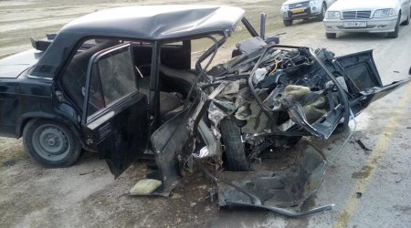 BP-yə məxsus “Land Cruiser” “07”-ni vurdu: 1 ölü, 2 yaralı (FOTOLAR)