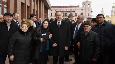 “Sizin arxanızda möhkəm durmuşuq...” - Şəhid ailələrindən prezidentə