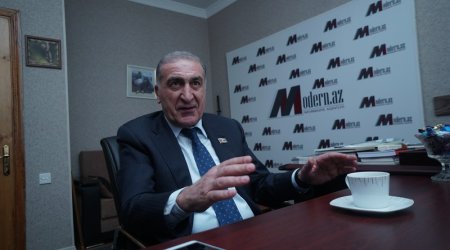 “Rövnəq Abdullayevlə Qorxmaz Hüseynov həmişə qabları mənə yuduzdururdu” - Deputat