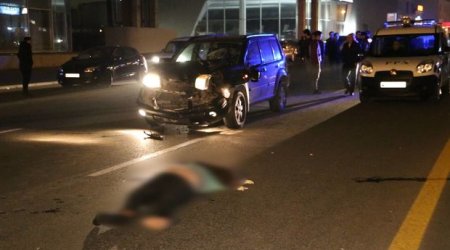 Турка сбили насмерть в Баку - ВИДЕО