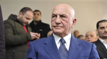 Əli İnsanov 14 il sonra azadlıqda -VİDEO+ FOTOLAR