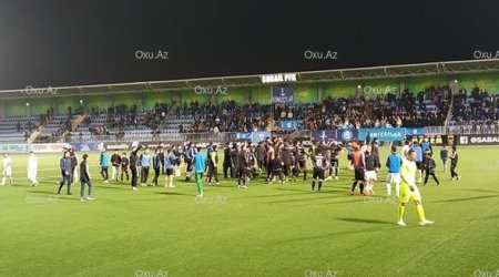 Bayılda ara qarışdı: Polis meydana daxil oldu - VİDEO