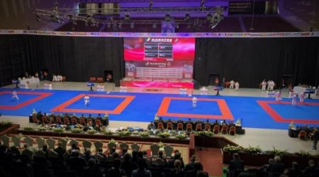 Rafael Ağayev Premyer Liqada bürünc medal üçün döyüşəcək