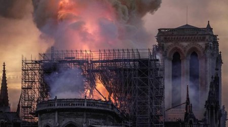 Американский журналист опубликовал кадры изнутри сгоревшего Нотр-Дама – ФОТО 
