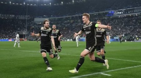 «Аякс» поджидает «Карабах» в Лиге чемпионов