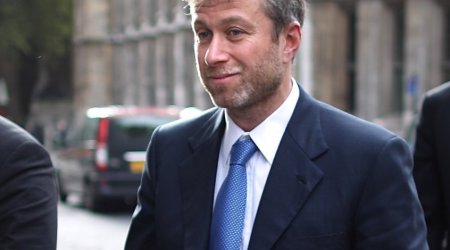 Роман Абрамович прибыл в Баку