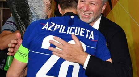 İsgəndər Xəlilov milyarderləri Bakıda qarşıladı - FOTO