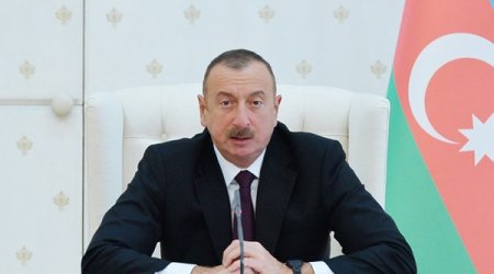 İlham Əliyev qazaxıstanlı həmkarını təbrik etdi