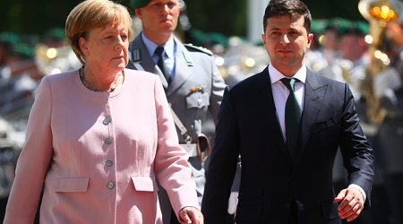 Zelenski Merkellə görüşdü