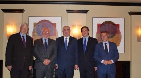 Elmar Mammadyarov and OSCE MG Co-Chairs start meeting in Washington