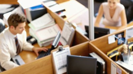 Azerbaijan must have mechanism to control work of travel agencies
