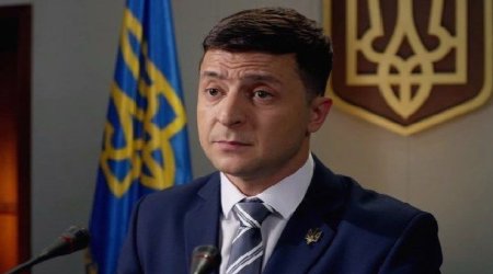 Ukrayna prezidenti dövlətə xəyanətdə ittiham olundu