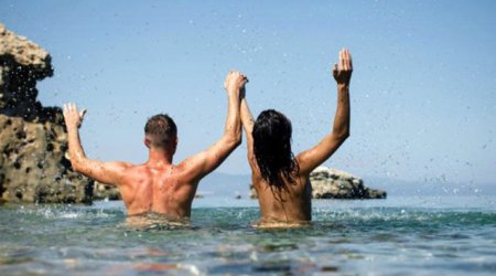 Hamının lüt gəzdiyi şəhər - FOTOLAR