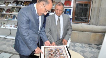 Book exhibition opens on sidelines of UNESCO session in Baku