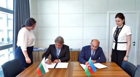 Azerbaijan, Bulgaria ink program document on cultural co-op (PHOTO)