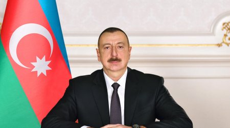 President Ilham Aliyev grants apartment to People’s Artist