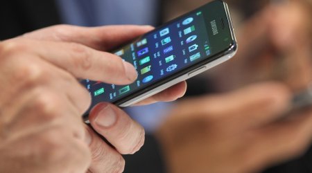 Azerbaijan-based mobile operators earn AZN 422M