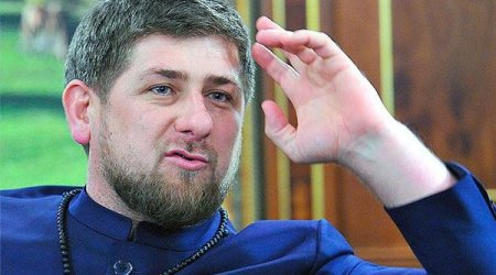 Kadırov futbol oyunu zamanı mikrafonla HAKİMİ SÖYDÜ - VİDEO