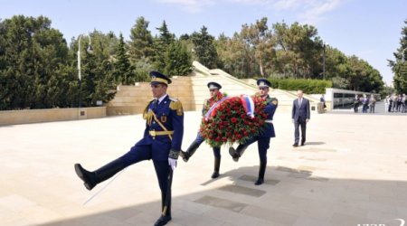 Патрушев почтил память героев, погибших за Карабах