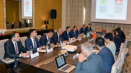 Azerbaijani State Customs Committee introducing innovative technologies (PHOTO)